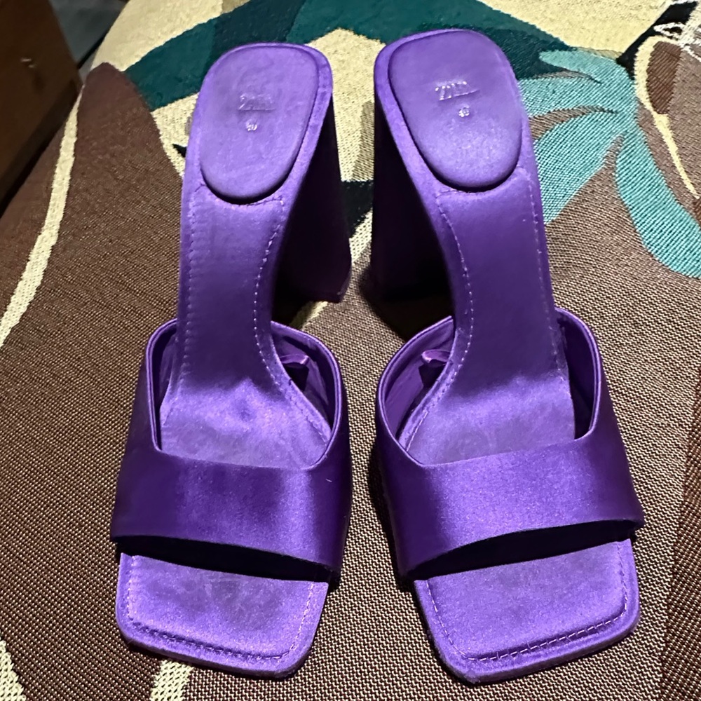 ZARA SANDALS